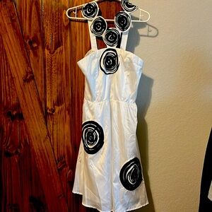 White summer formal dress. Great for those summer weddings. New